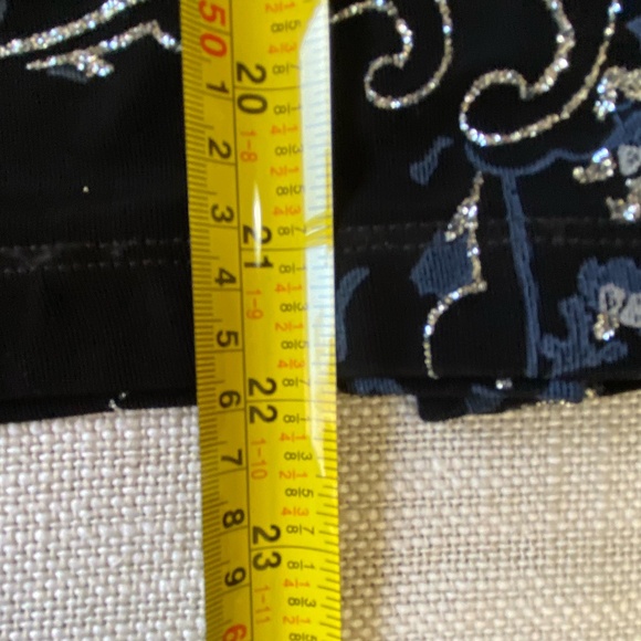 Chico's Travellers Black/Blue Silver Glitter Festive Holiday Tank Top- Sz- M - Picture 14 of 14